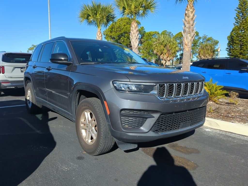 2022 Jeep Grand Cherokee Laredo