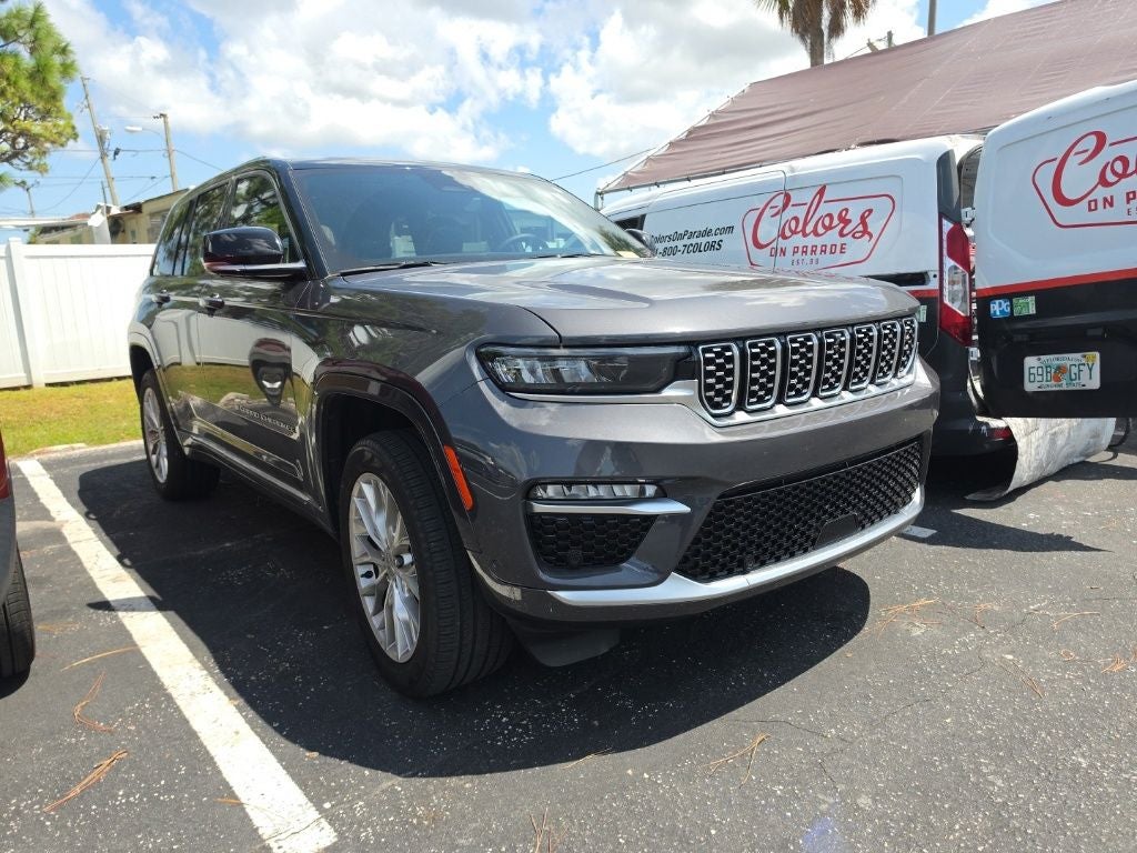 2022 Jeep Grand Cherokee Summit