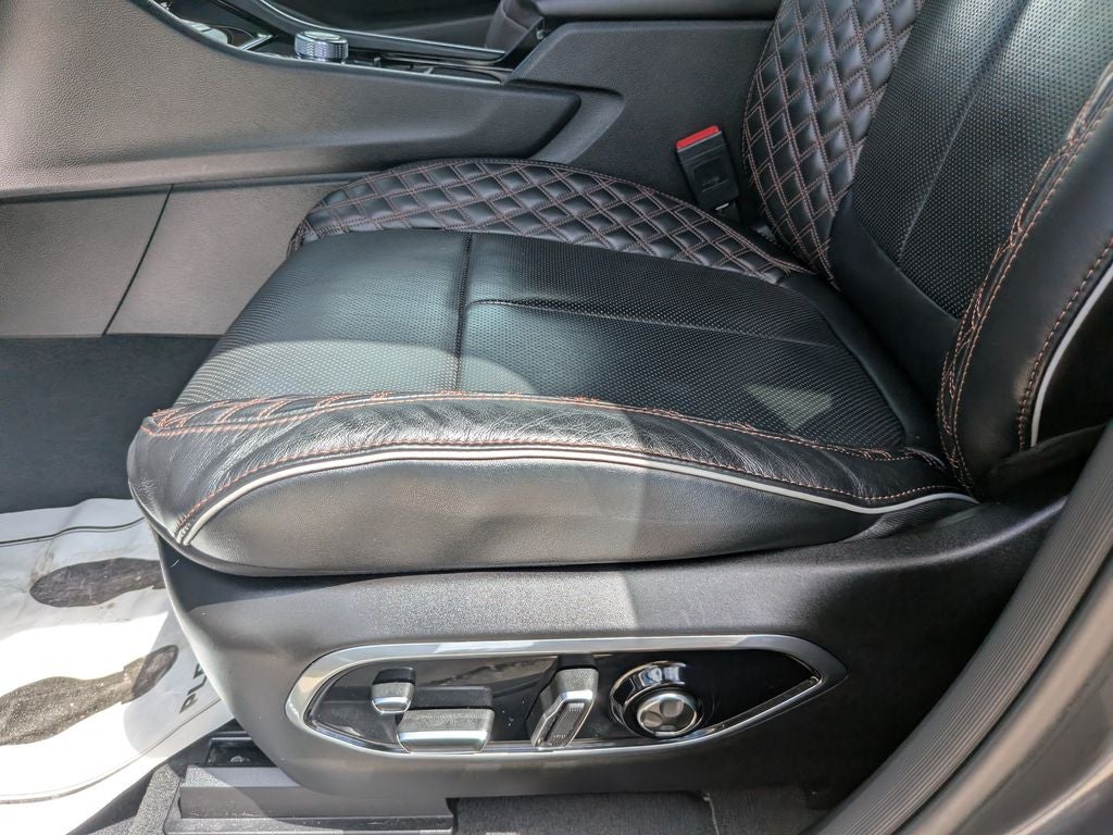 2022 Jeep Grand Cherokee Summit