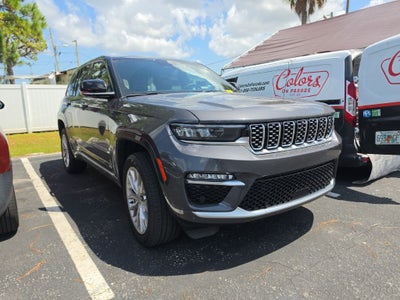 2022 Jeep Grand Cherokee Summit