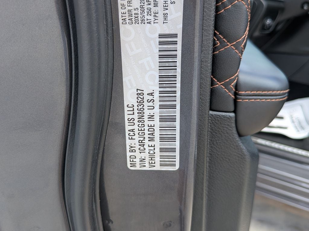 2022 Jeep Grand Cherokee Summit