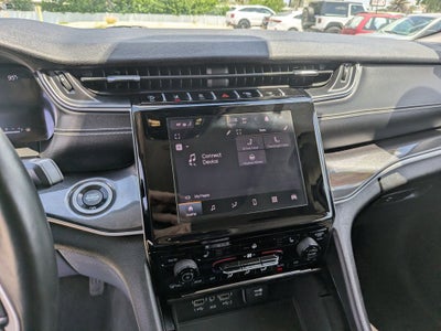 2022 Jeep Grand Cherokee L Laredo