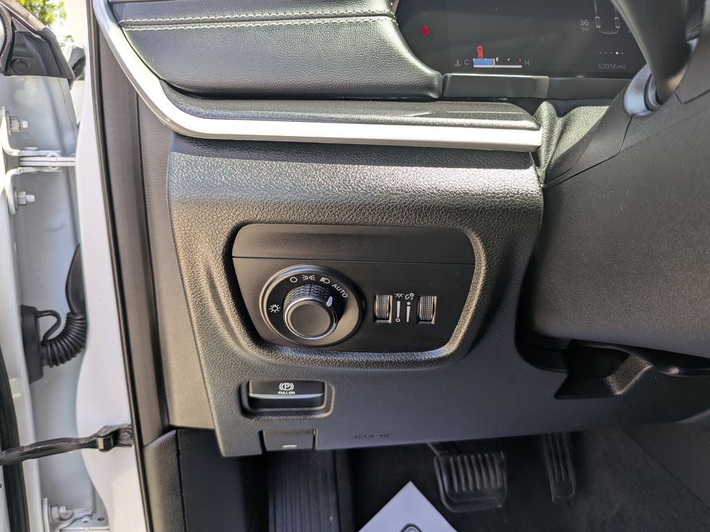 2022 Jeep Grand Cherokee L Laredo