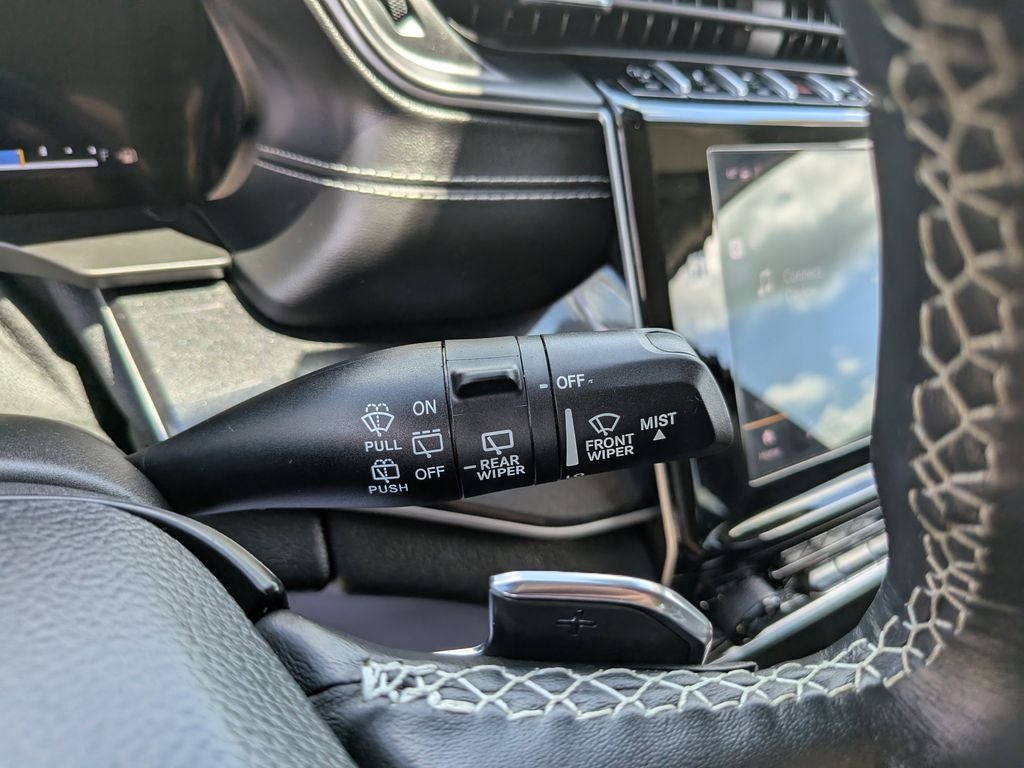 2022 Jeep Grand Cherokee L Laredo