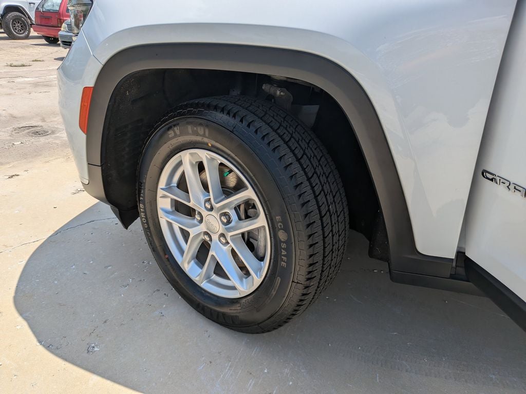 2022 Jeep Grand Cherokee L Laredo