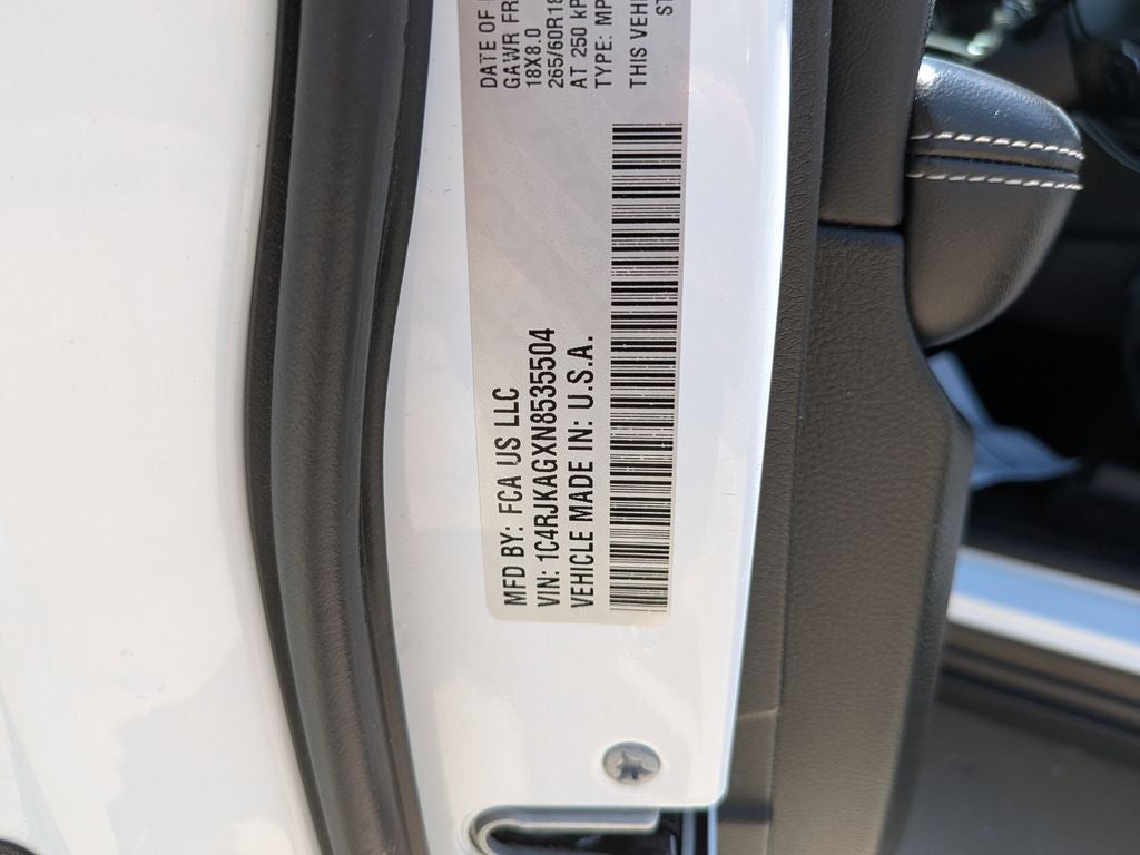 2022 Jeep Grand Cherokee L Laredo