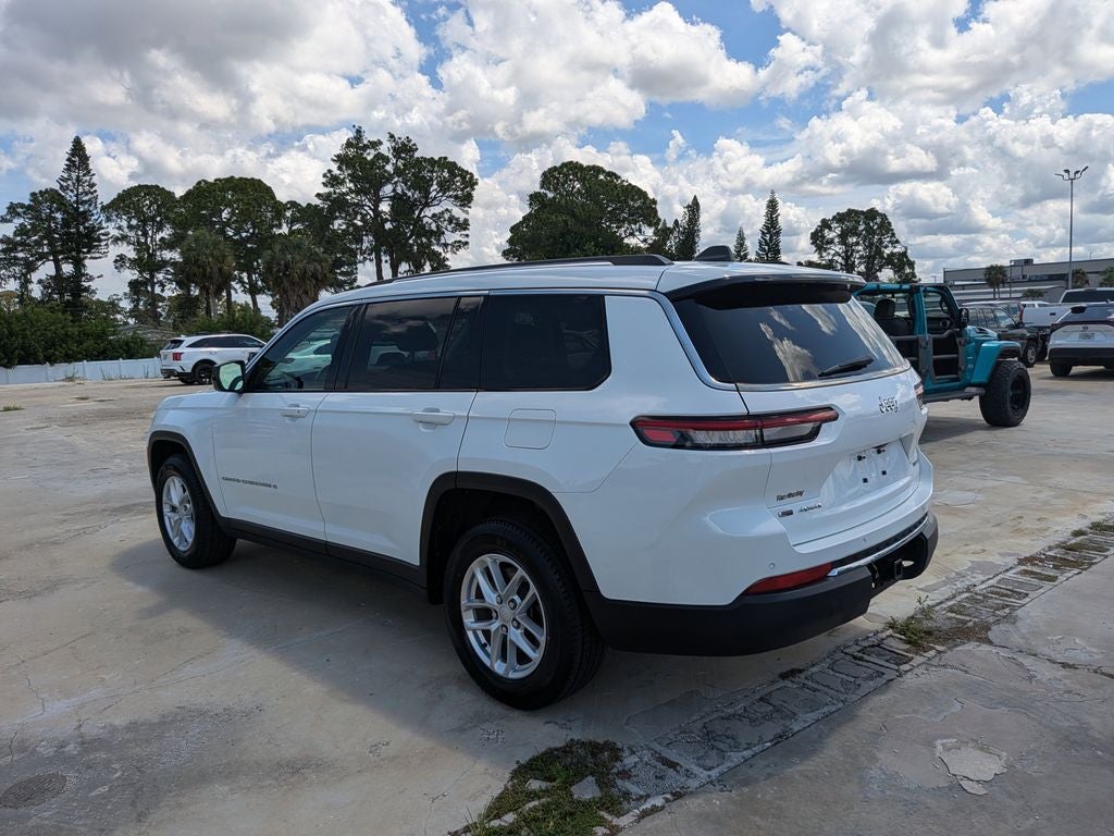 2022 Jeep Grand Cherokee L Laredo