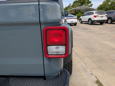 2025 Jeep Gladiator Nighthawk