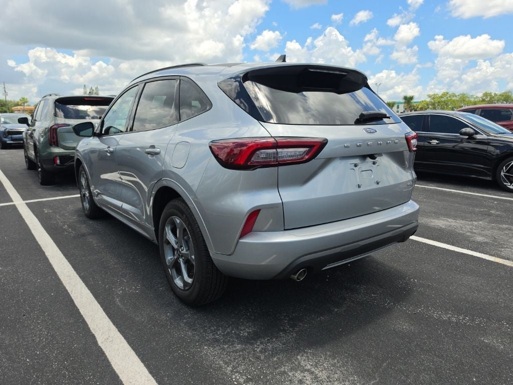2023 Ford Escape Hybrid ST-Line