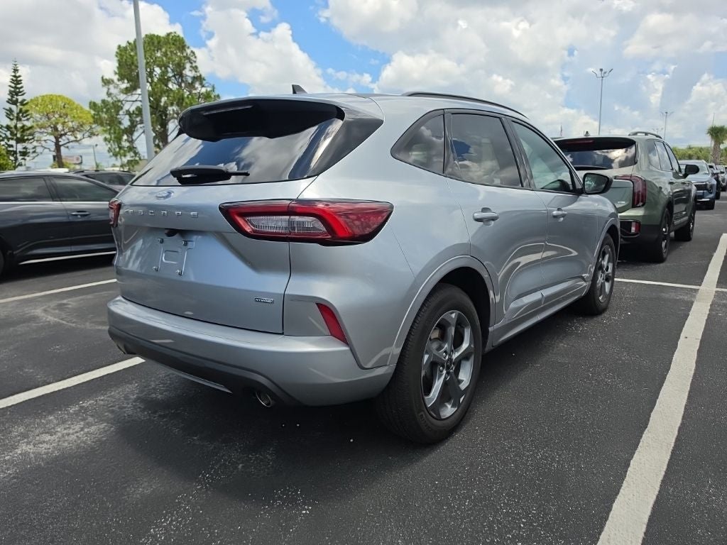 2023 Ford Escape Hybrid ST-Line