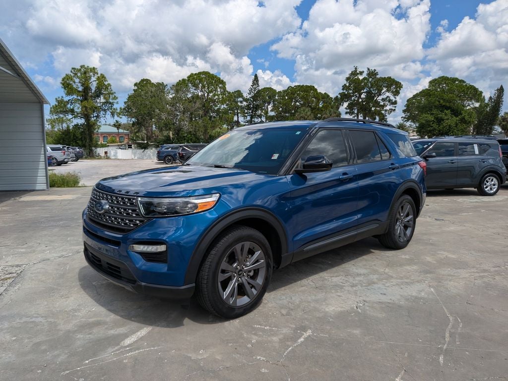 2023 Ford Explorer XLT