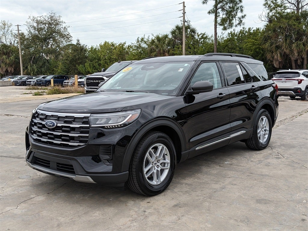 2025 Ford Explorer Active