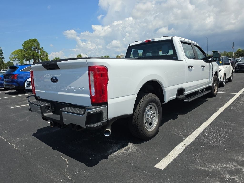 2025 Ford F-350SD XL