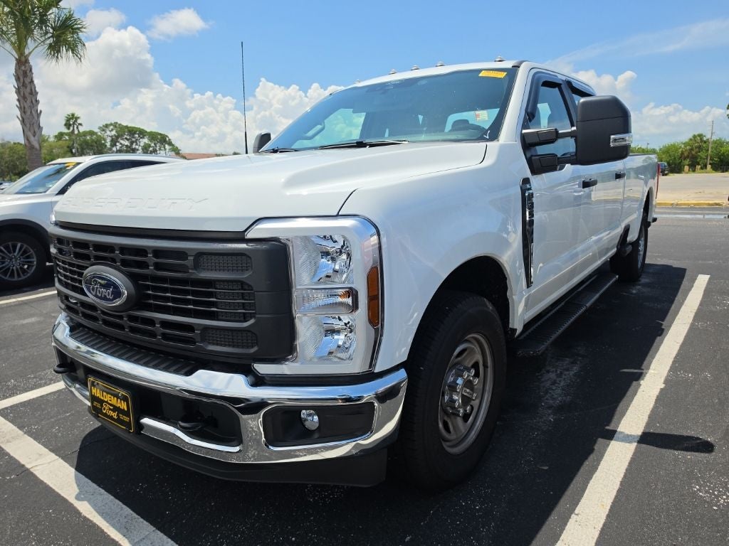 2025 Ford F-350SD XL