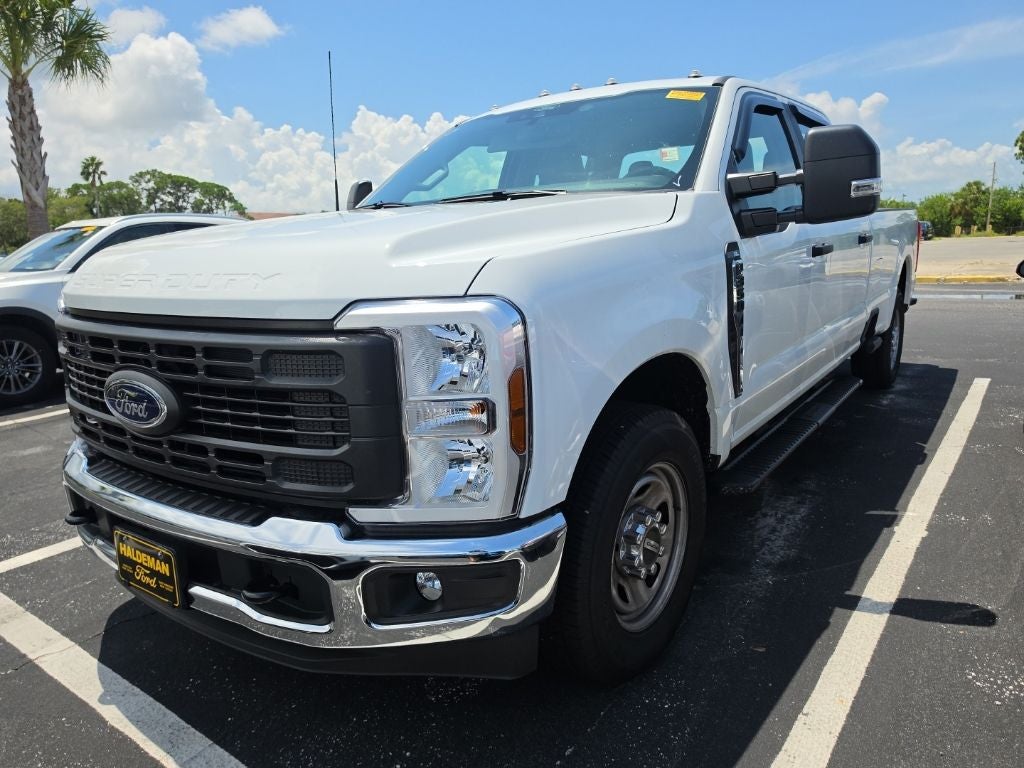 2025 Ford F-350SD XL