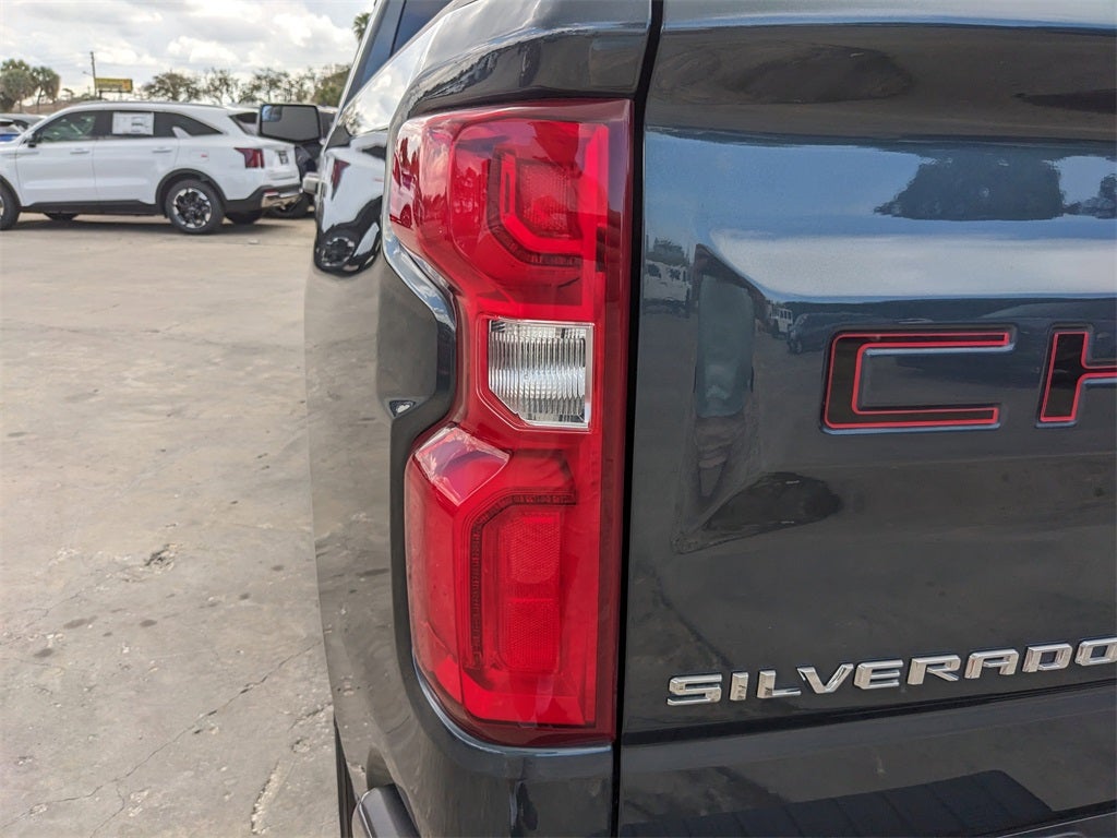 2022 Chevrolet Silverado 1500 LTD Custom