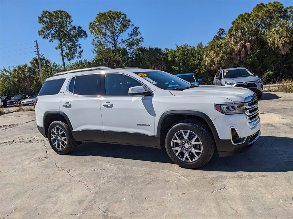 2023 GMC Acadia SLT
