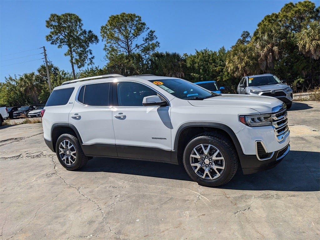 2023 GMC Acadia SLT