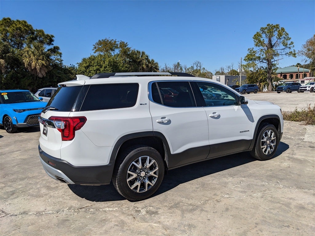 2023 GMC Acadia SLT