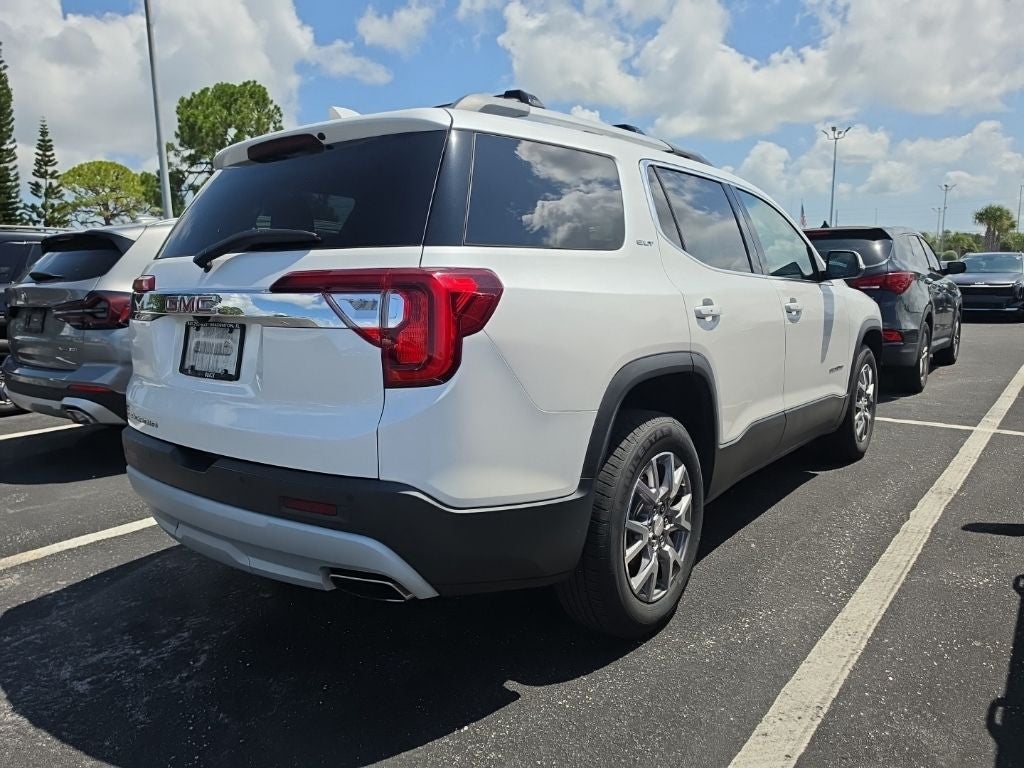 2021 GMC Acadia SLT