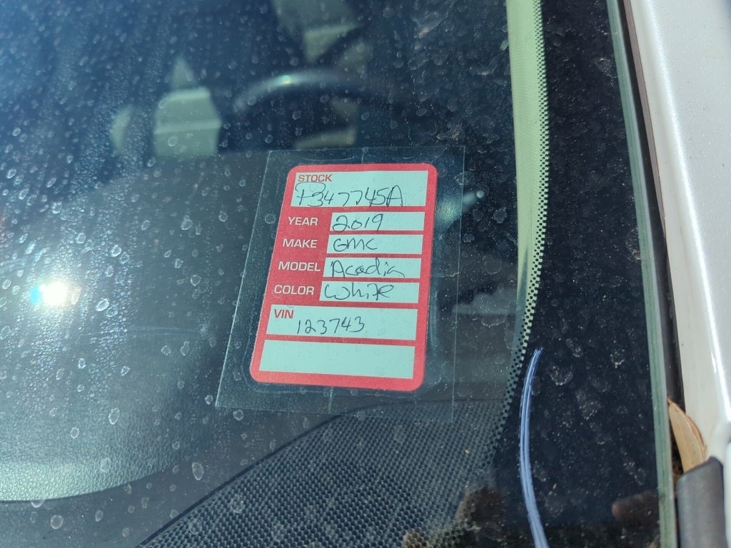 2019 GMC Acadia Denali