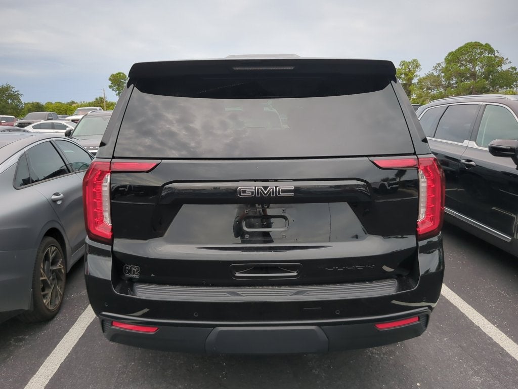 2022 GMC Yukon SLT