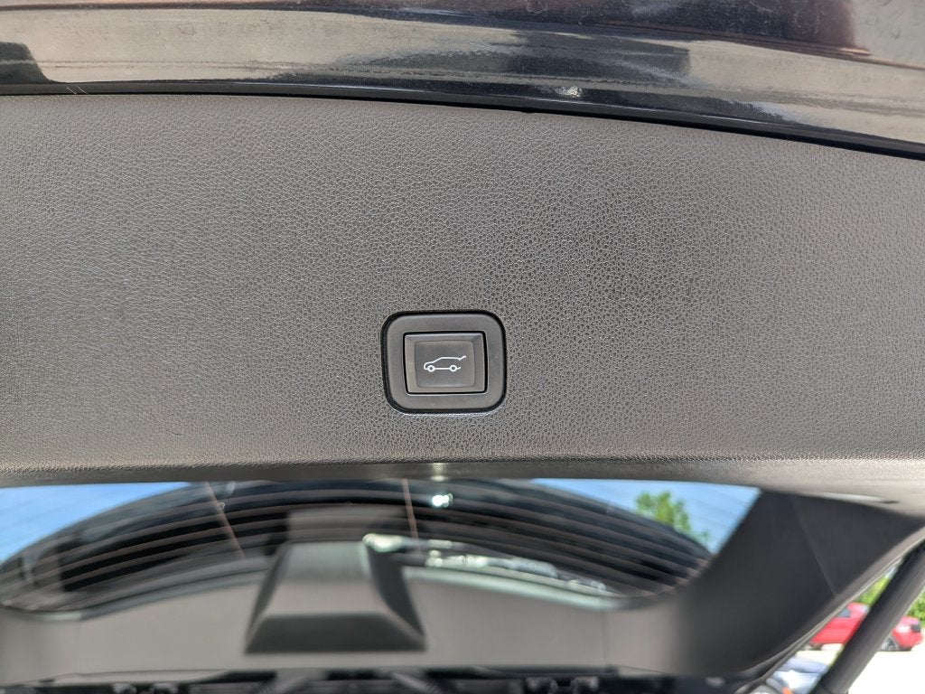2024 Cadillac XT6 Luxury