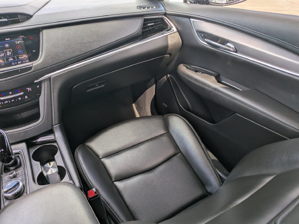 2024 Cadillac XT6 Luxury