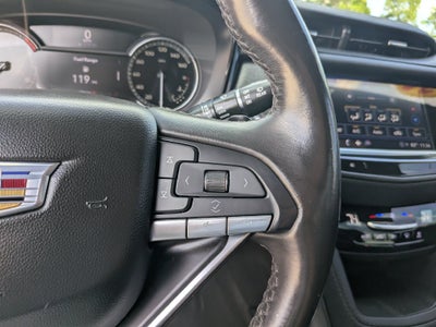 2024 Cadillac XT6 Luxury