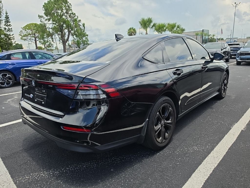 2025 Honda Accord SE