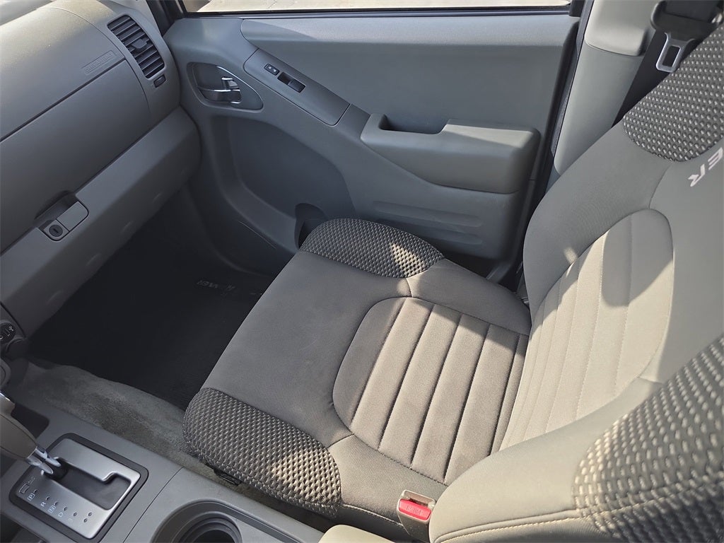 2018 Nissan Frontier Desert Runner