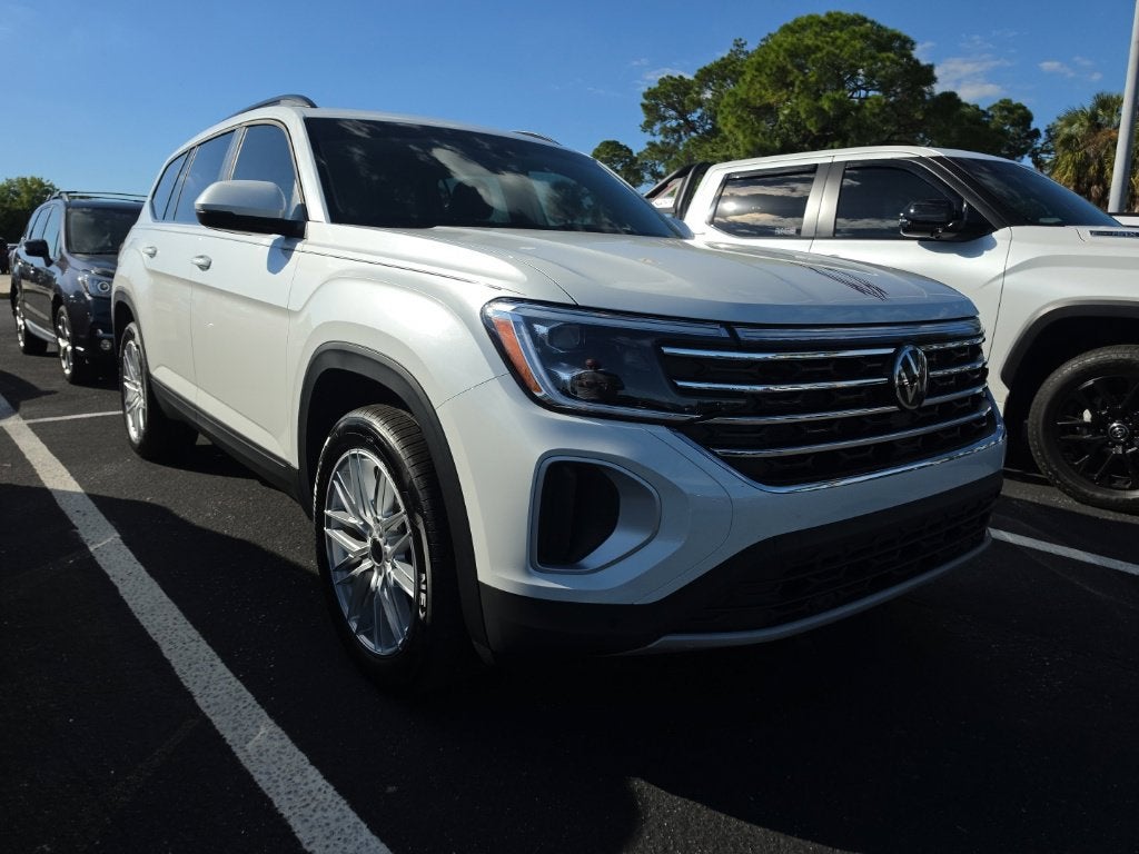 2026 Volkswagen Atlas SE w/Technology
