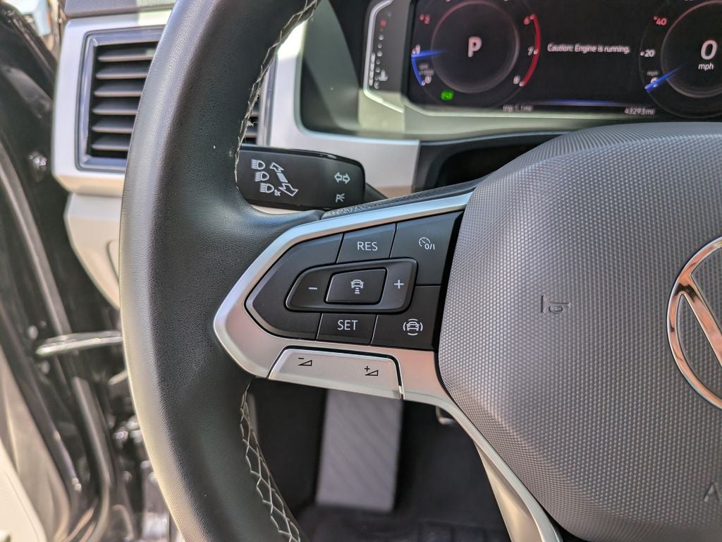 2022 Volkswagen Atlas 3.6L V6 SE w/Technology