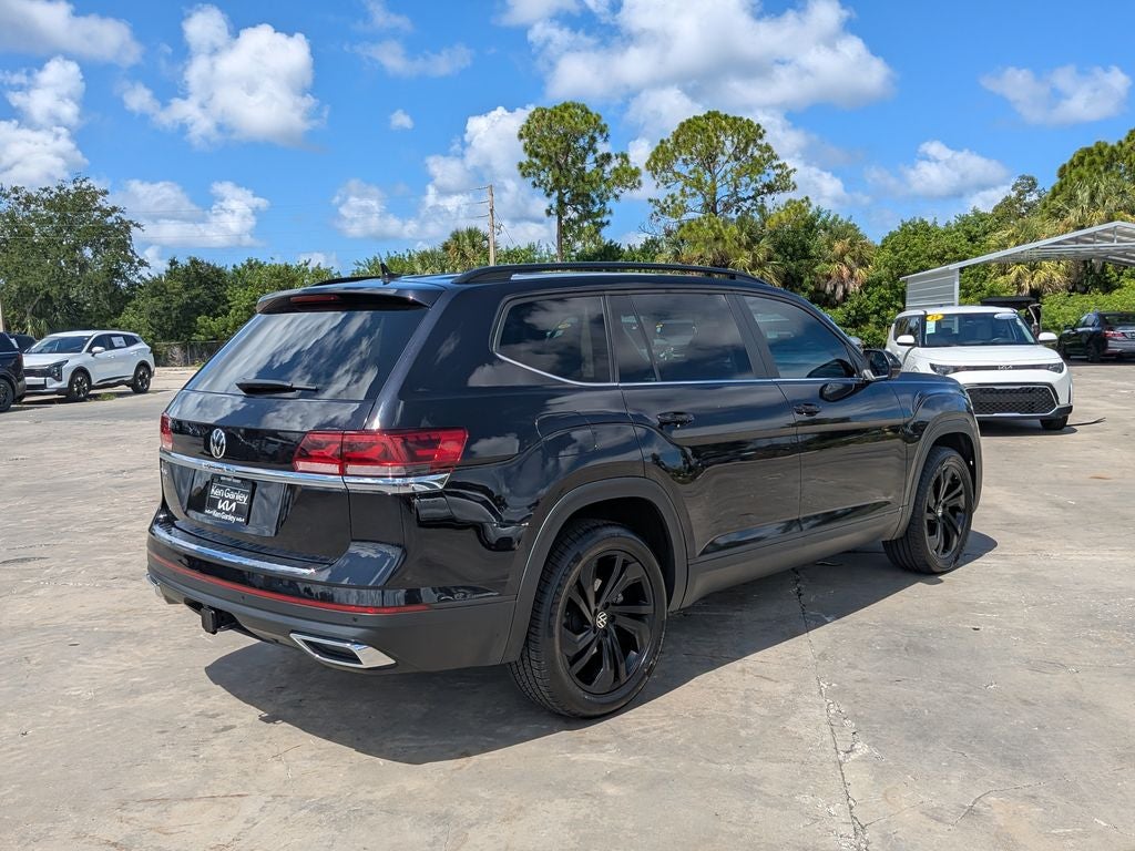 2022 Volkswagen Atlas 3.6L V6 SE w/Technology