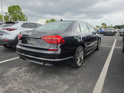 2017 Volkswagen Passat 1.8T R-Line
