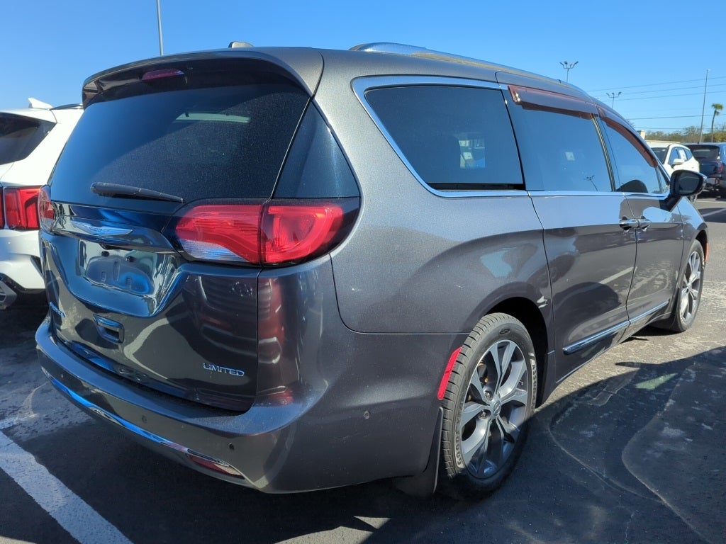 2017 Chrysler Pacifica Limited