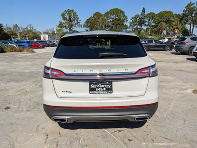 2022 Lincoln Nautilus Reserve