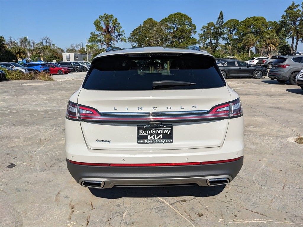 2022 Lincoln Nautilus Reserve