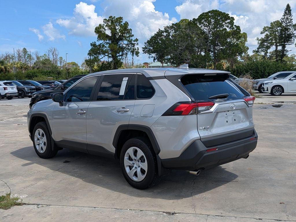2025 Toyota RAV4 LE