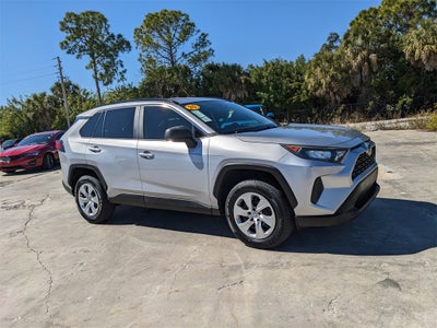 2020 Toyota RAV4 LE