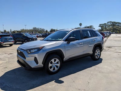2020 Toyota RAV4 LE
