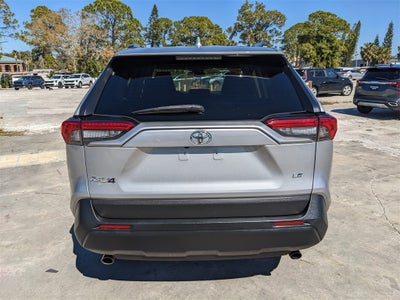 2020 Toyota RAV4 LE