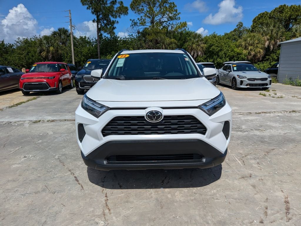 2023 Toyota RAV4 XLE