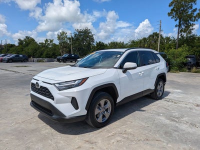 2023 Toyota RAV4 XLE