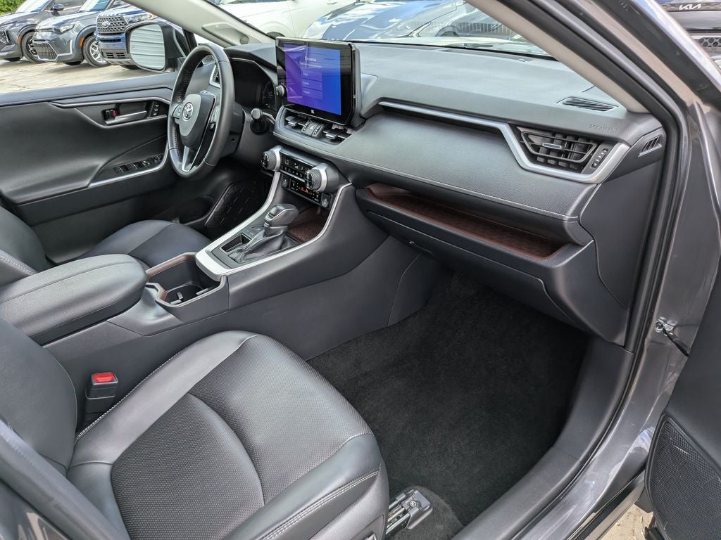 2025 Toyota RAV4 Limited