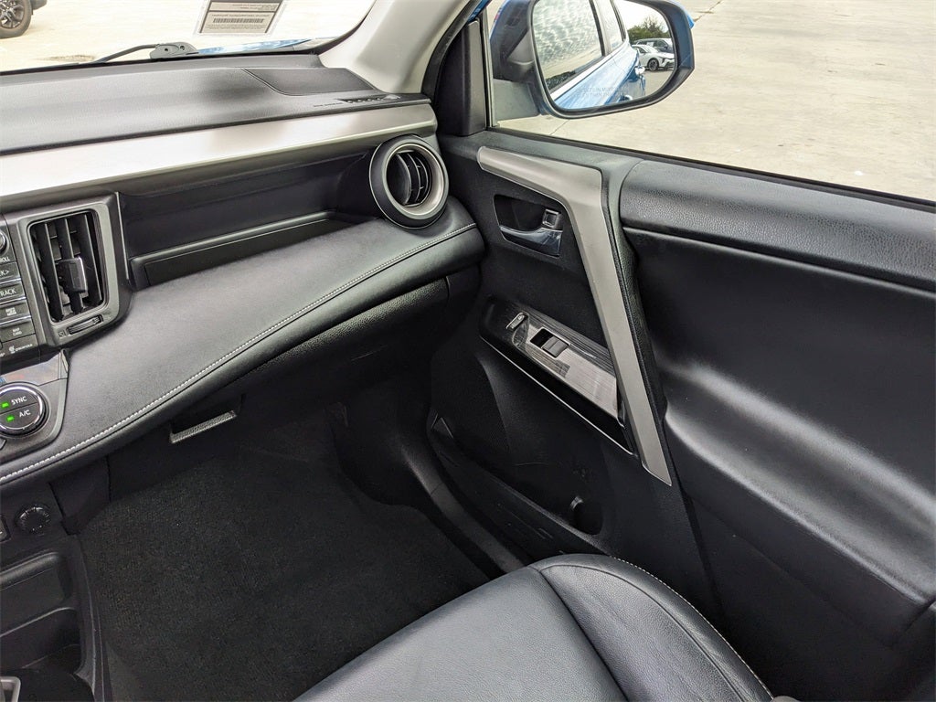 2017 Toyota RAV4 Limited