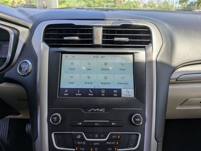 2020 Ford Fusion SE