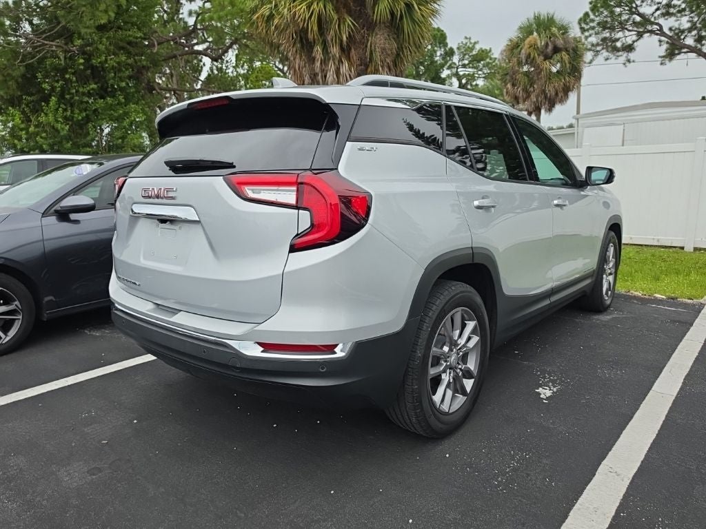 2022 GMC Terrain SLT