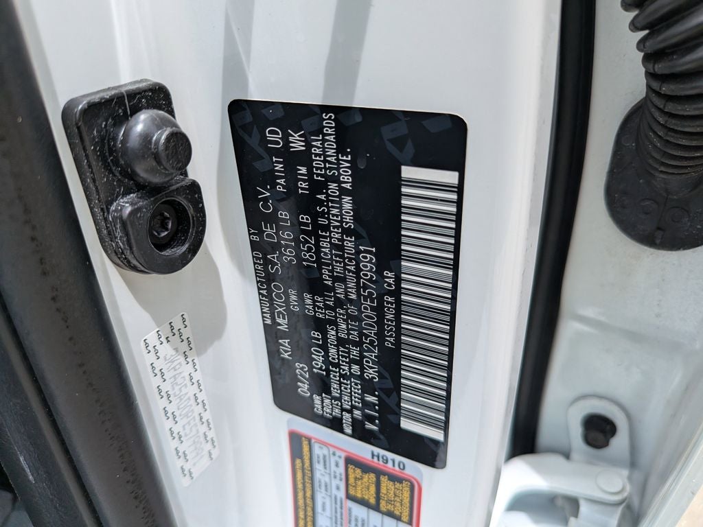 2023 Kia Rio S