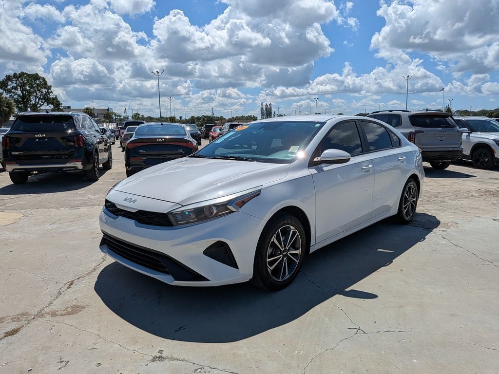 2023 Kia Forte LXS